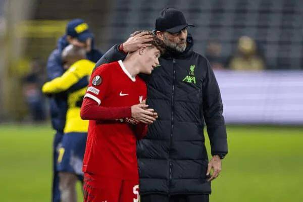 19岁的麦康奈尔首次入选利物浦一线队首发阵容_比赛_位置_球员