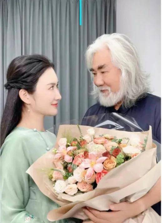 杜星霖与张纪中杜星霖,1982年生,江苏连云港人,留法博士2017年3月,66