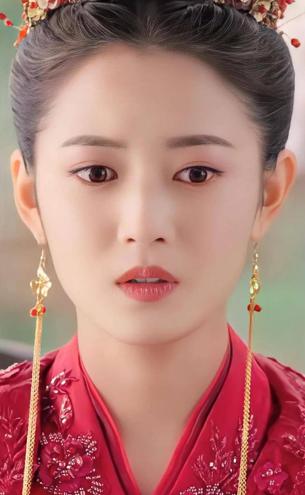 古装美女,哪个是您心动的,喜欢的点个赞_陈钰_剧中_唐嫣_公主_一角