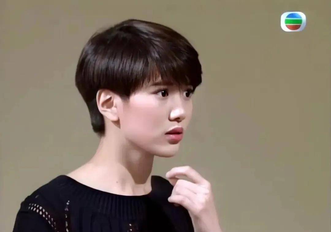 香港最美的短发女明星图片