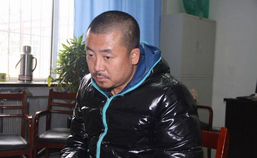 里的"盛乡",潜逃13年因作品太火被捕,出来后现状如何_吉世光_张国锋