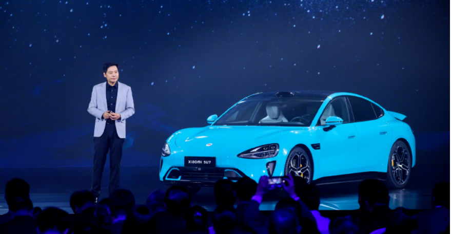 "咣当",小米su7迎来全国首撞!_雷军_事故_上市