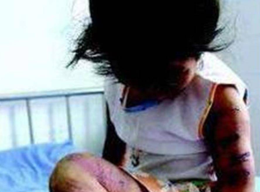 青海妈妈燕志云:虐待6岁女儿致死,7年后出狱,挖出女儿骨灰泄愤