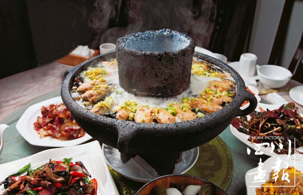 与厚重聆听"川南第一寺"的空灵采撷"请春酒""沙河豆腐"的神妙……原