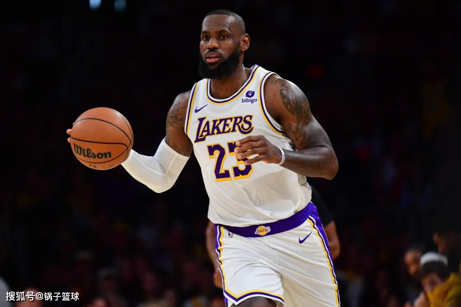 老詹送霸气一幕 哈姆复刻老里 skip:我爱这支球队_詹姆斯_比赛_尼克斯