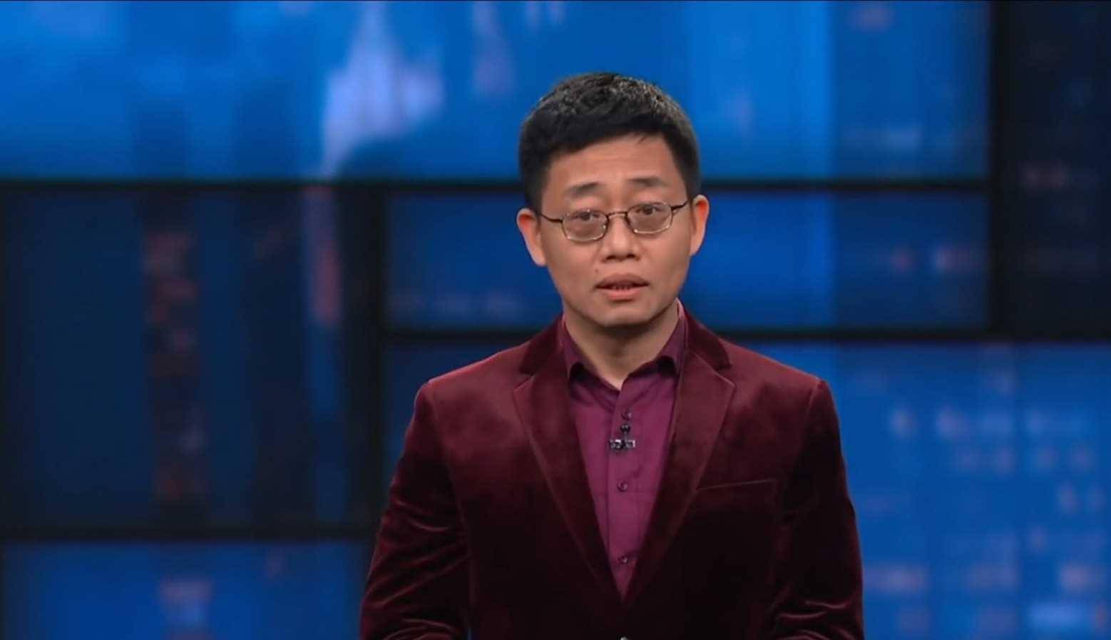 央视主持人黄西:曾拿奥巴马开涮,如今沦为选手被李诞