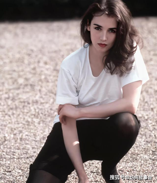 为艺术献身的女星——"法国国宝级美女"伊莎贝尔·阿佳妮_成为了_事业