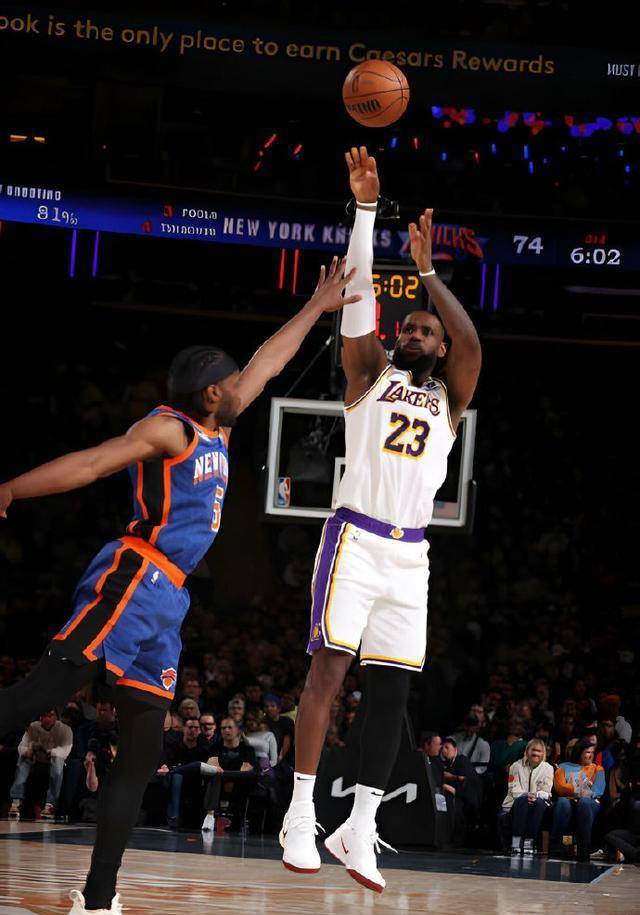 詹皇否认自己是联盟门面,珠宝对他来说毫无意义_詹姆斯_比赛_球员