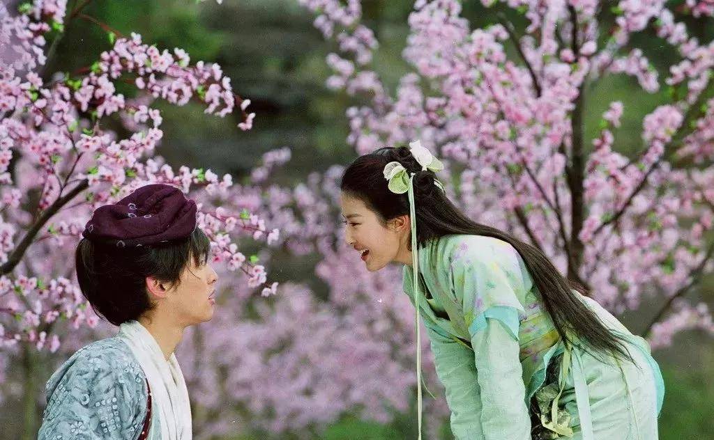 整容脸终究难敌天然脸,十几年前的男女主至今无法超越_赵灵儿_李逍遥