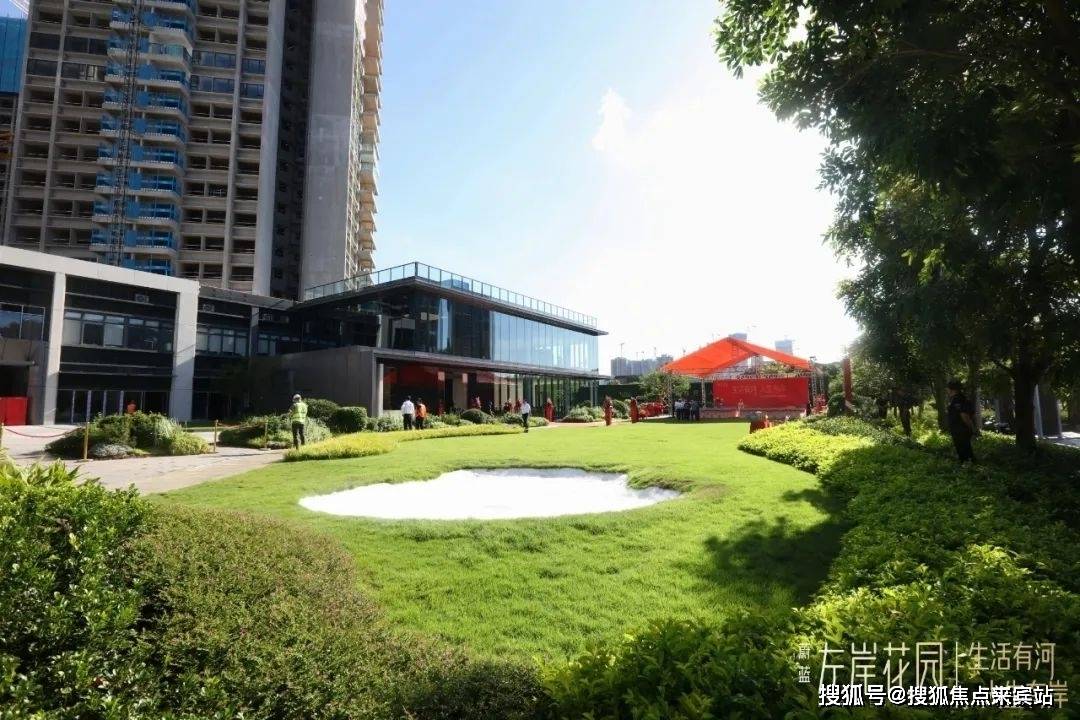 深圳蔚蓝左岸花园营销中心欢迎您(24小时电话)左岸花园售楼处地址