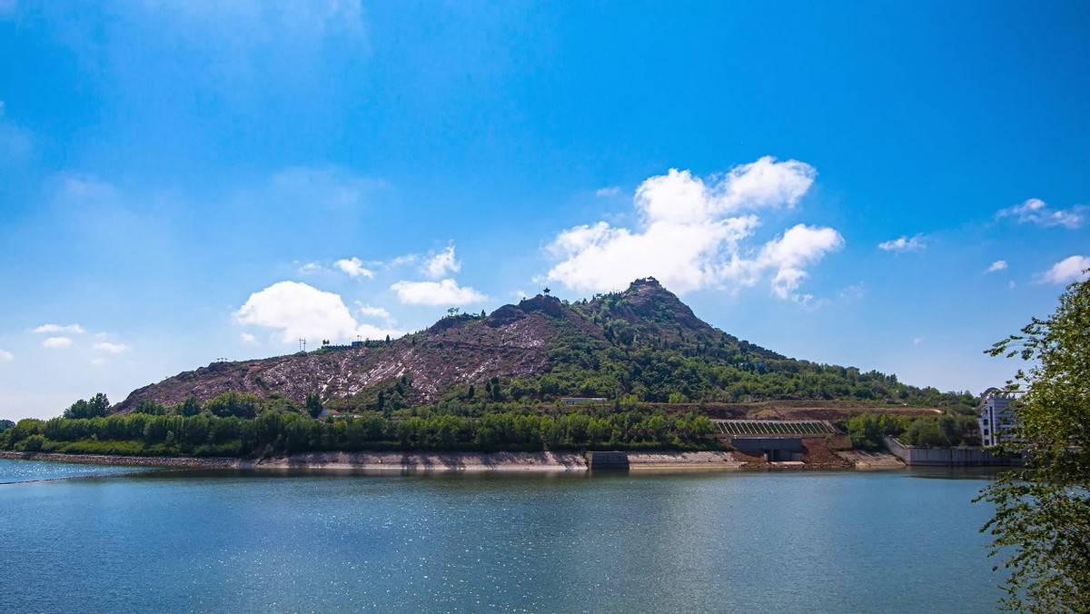 峡山区:落实河长制春节不打烊_河湖_问题_整治