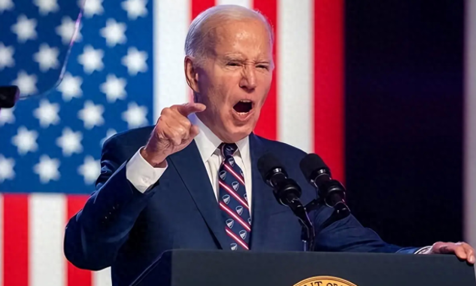 民主党内部的支持率,又遥遥领先,这基本上就预示着,接下来美国总统