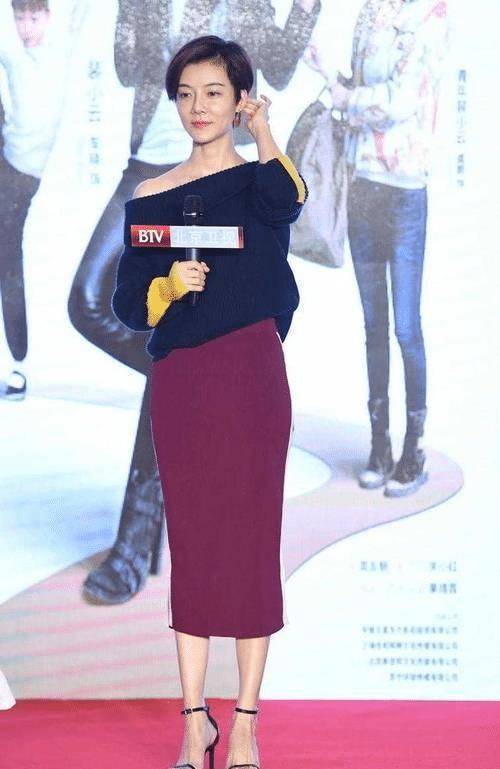 车晓越来越漂亮,穿黑色针织开衫优雅大气,骨子里的高级感_款式_西装