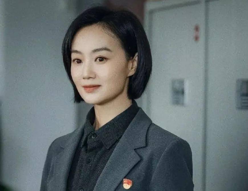 她是实力派演员,26岁成名,38岁凭《狂飙》再翻红_战菁一_角色_明星