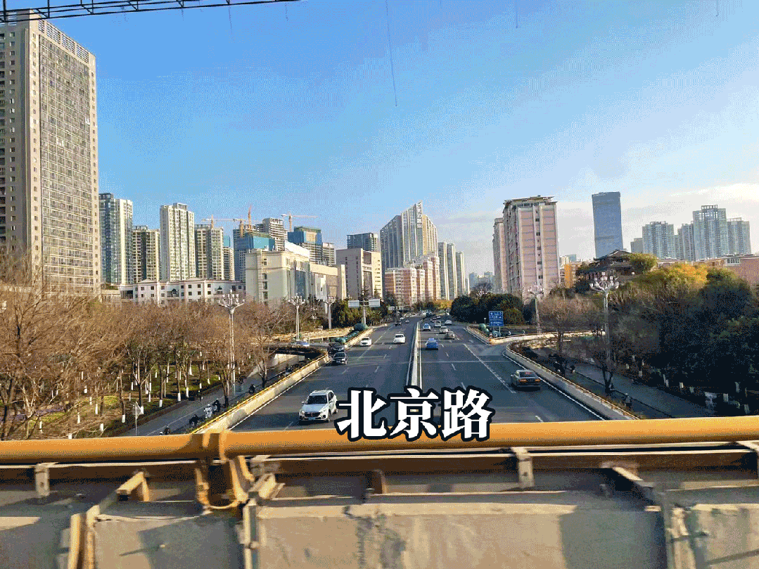 喧闹的北京路,二环北路,也没多少车辆,从北市区到西北新城,一路畅通