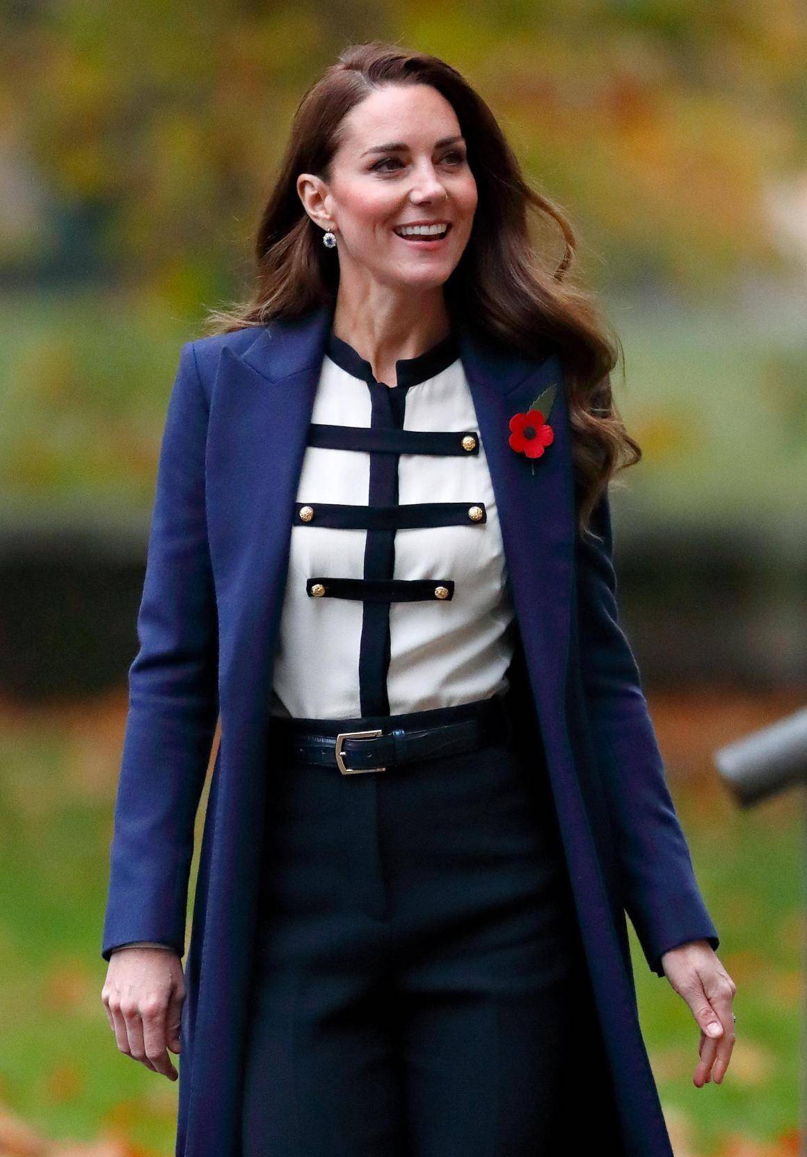 凯特王妃上位史:10年苦心经营终嫁王室,没有心机怎能搞定威廉?