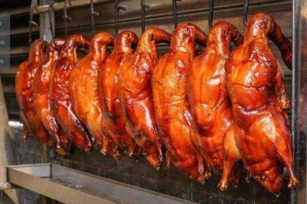 明万历年间的太监刘若遇在《胆宫史·饮食好尚》中曾写道:"本地则烧鹅