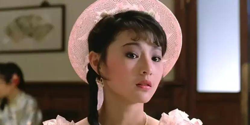 和任发的僵尸将再次出现,于是命令徒弟秋生(钱小豪 饰)和文才(许冠英