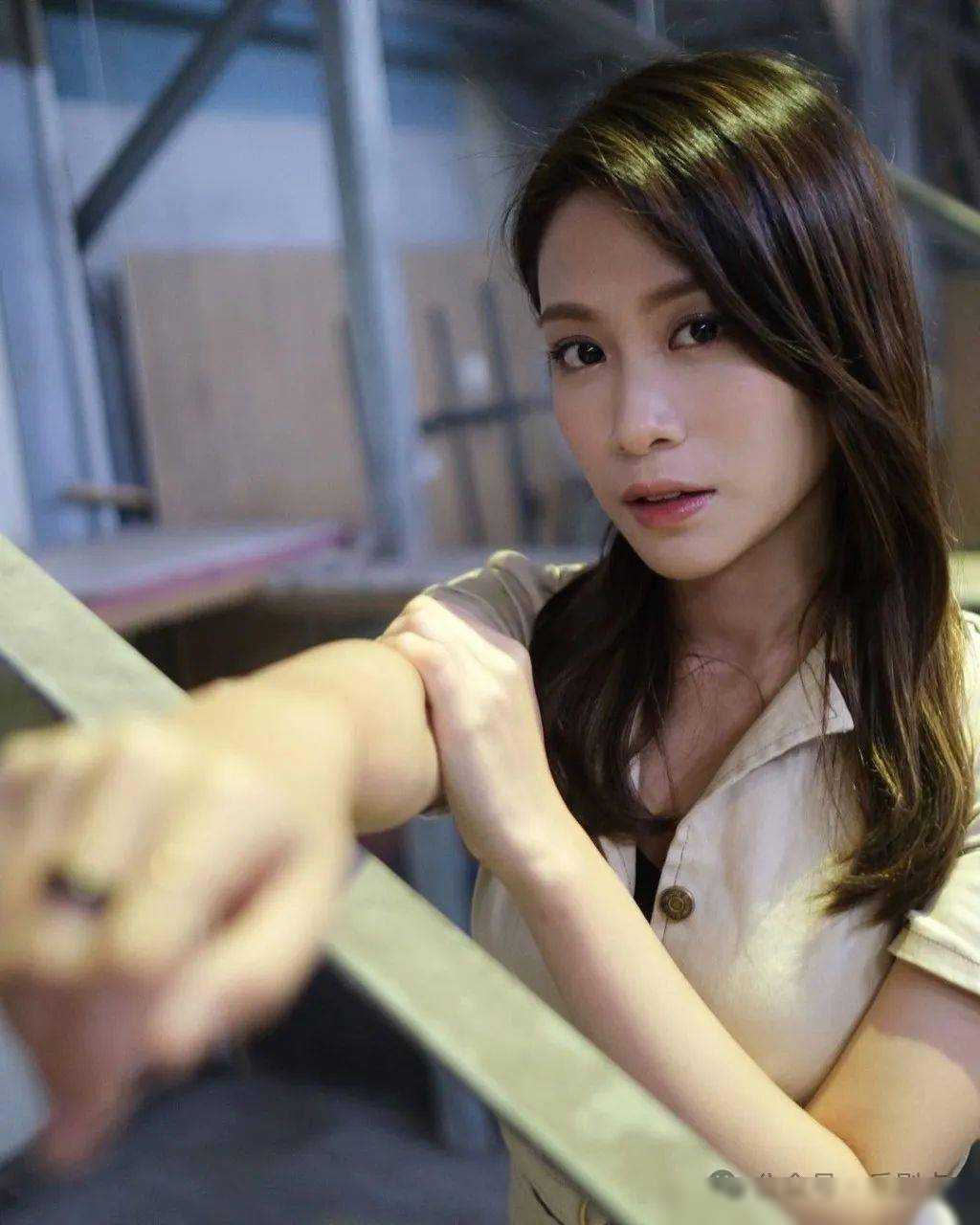 这一连串的事件让人不禁思考,娱乐圈的明星和富据悉,林凯恩绯闻男友