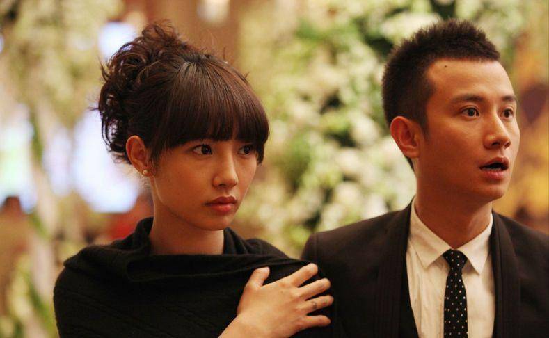 曾经的顶流,如今的网红,路人以及无戏可拍_李小璐