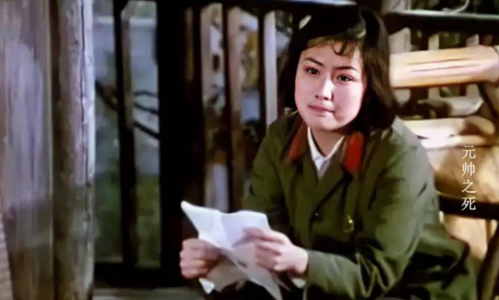 看着生意越来越好,赵娜也直接在海外设立了分公司,成为女强人之后