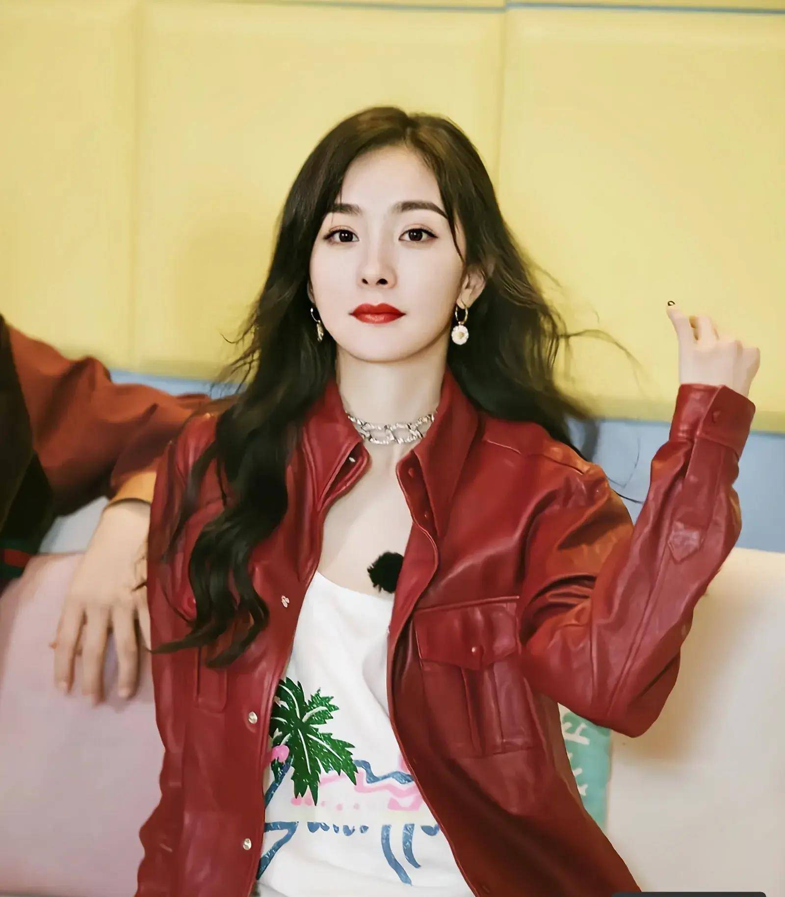 杨幂商标被抢注背后的商业玄机,谈商标保护与个人品牌