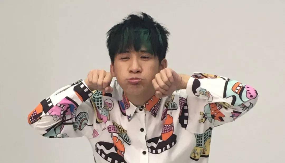 人间清醒大张伟:和团队对半分账,拒绝黄小蕾表白,只宠