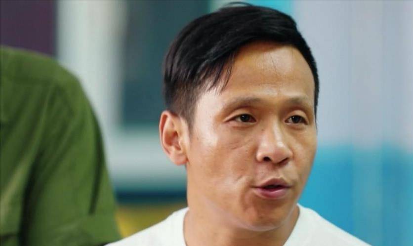 宋小宝:与原配妻子结婚七年,走红后低调离婚,转头娶美女粉丝_霍晓红