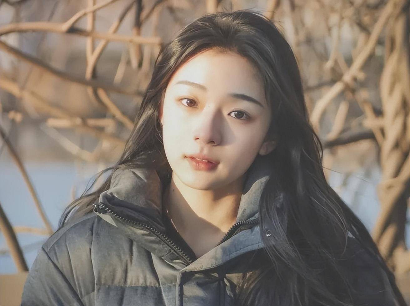 开播两天拿下收视率全国第一,央视这部剧,22岁女3号向