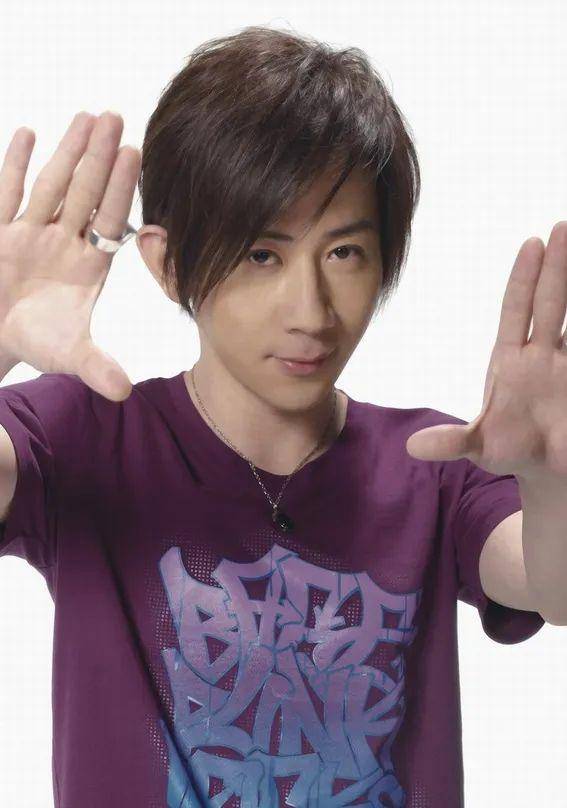 刘谦"变脸",春晚翻牌被揭秘,但我还是看不懂_魔术_表演_观众