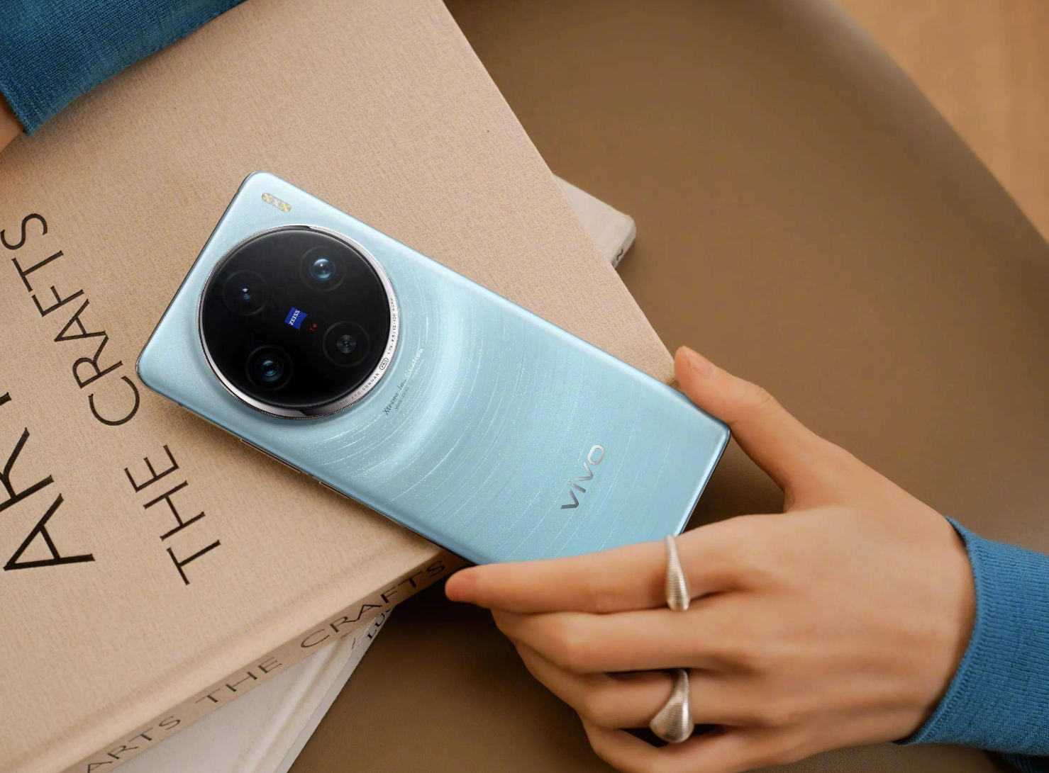 年轻人最喜欢的手机排行前十_pro_配置_特色