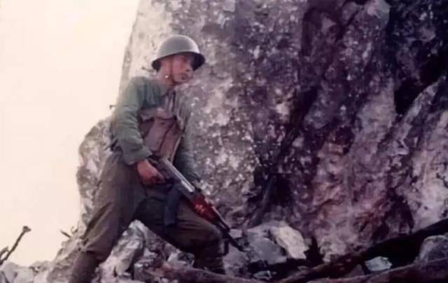 1985年老山战役,原67军199师597团战地高清旧照,看过的人不多_照片