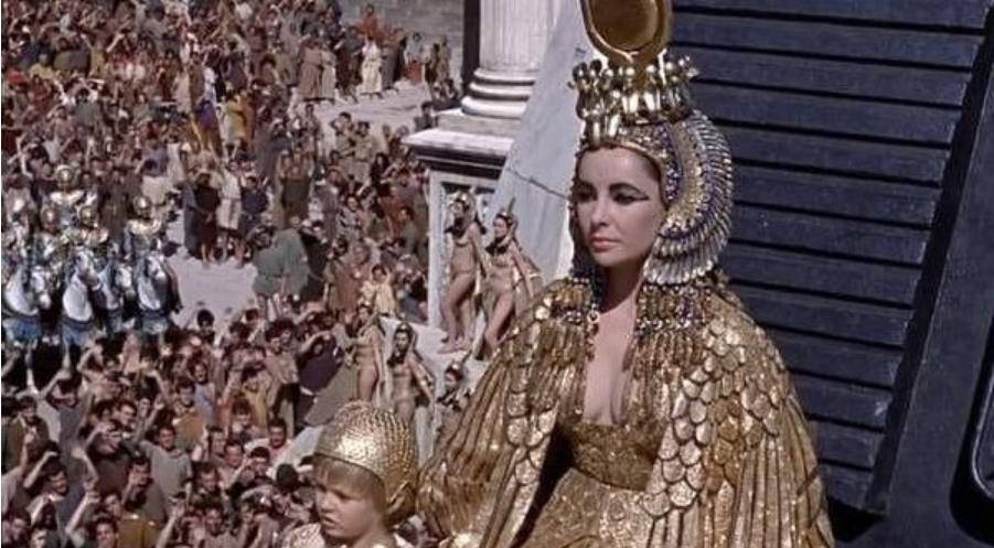 埃及艳后的传奇人生:18岁掌权38岁自杀,故事流传2000