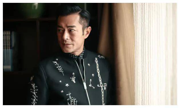 古天乐:低调生活,明星榜样,用行动诠释明星的真正价值