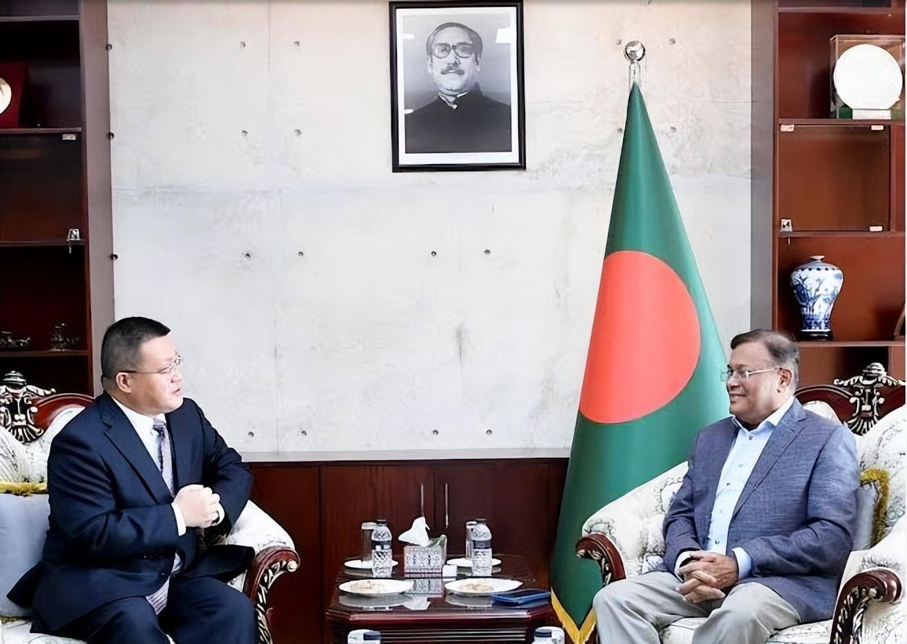 缅甸叛军越打越多,中方特别交代的事情,敏昂莱大将得