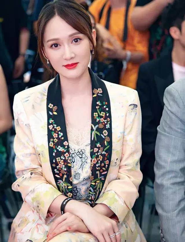 陈乔恩:从雪藏到荧屏之巅,再回归生活的选择_的发展_态度_家庭