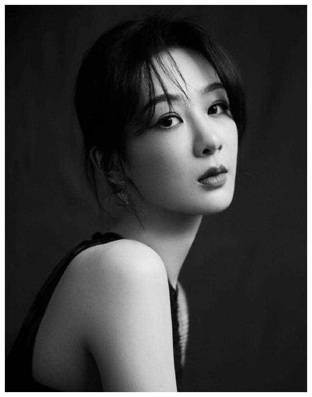 杨紫谈童星被换角:枷锁,沼泽,令人倍感心酸_事业_成功_故事