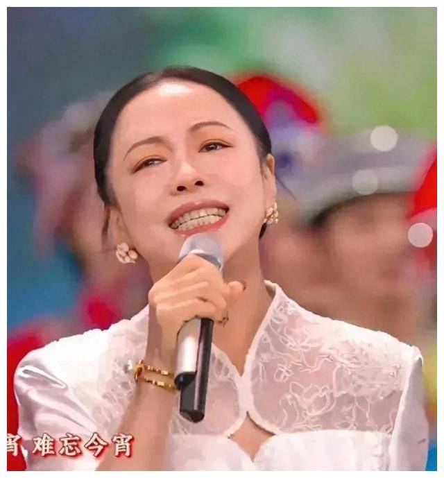 黄绮珊春晚演唱风波:批斗还是欣赏?优劣之辩_网络_艺术_理性