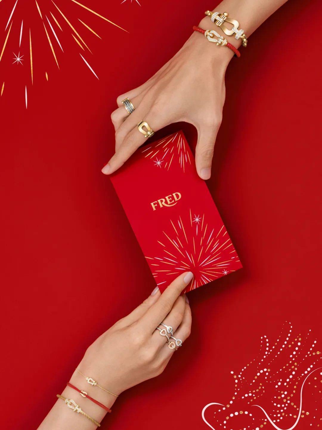 郭晶晶过年戴金色猎豹项链,龙年戴什么珠宝,好运又?