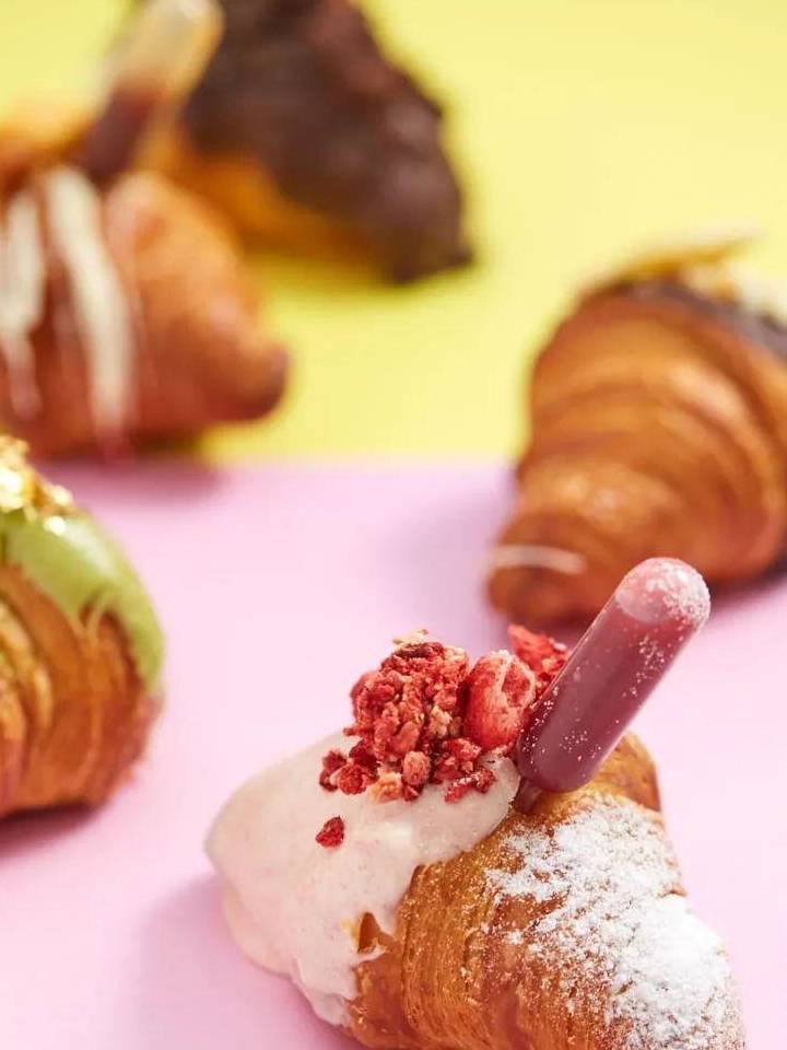 鲜红的外表,多汁的果肉,你的草莓少女心,我来收割