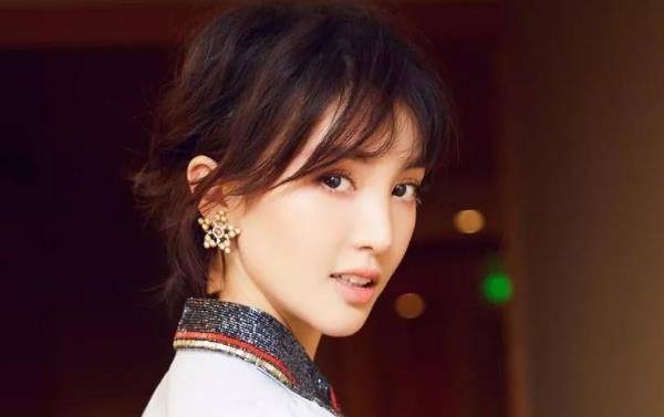 于正爆料邓伦团队,疑似养营销号对付多位女星,甩锅带