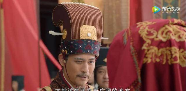 寿康出嫁的时候,喜欢寿康的晏殊在城墙上吹着笛子,晏殊也是一感小