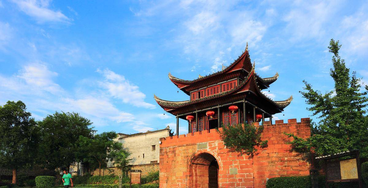 湖南怀化 "最淡泊"的古镇,比凤凰古城还早900年,却是少为人知