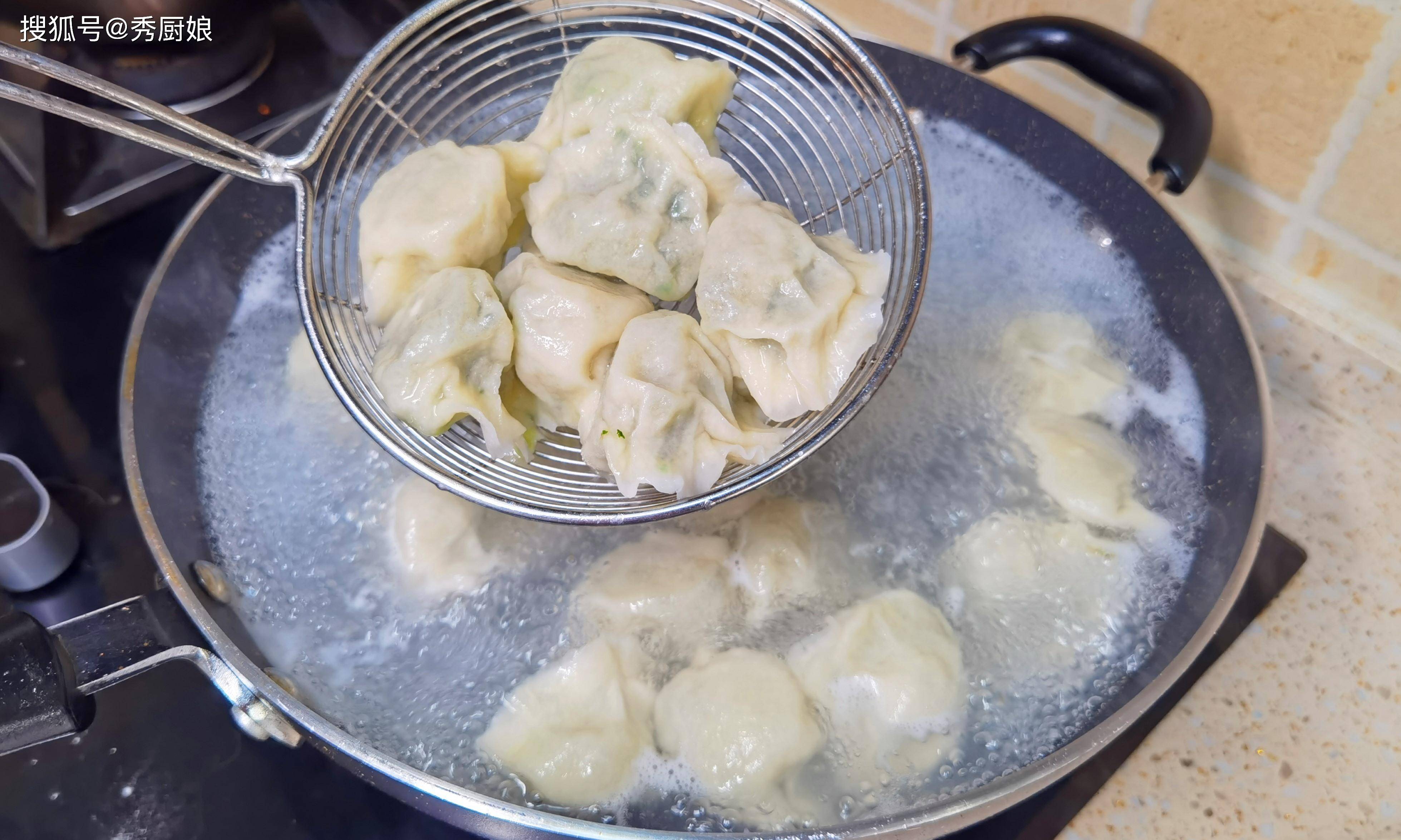 速冻水饺煮多久图片