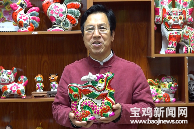 国家级非物质文化遗产代表性项目泥塑(凤翔泥塑)代表性传承人胡新明