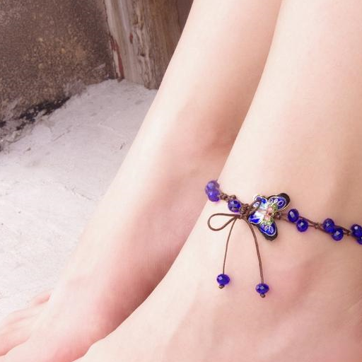 纤细玉足露脚踝,搭配一条小脚链,超时髦迷人_铃铛