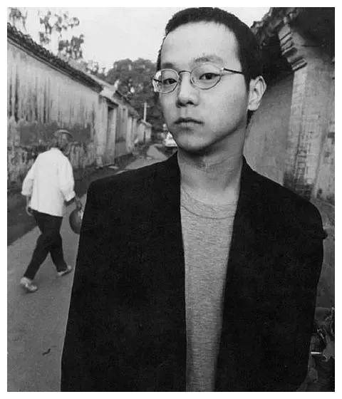 汪峰女儿与窦唯女儿重磅pk,谁能成为摇滚二代巅峰?