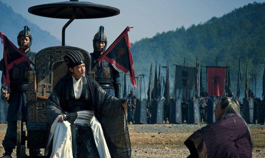 三国时期蜀汉二号人物费祎被刺身亡之谜,谁操纵的?为何这么做?