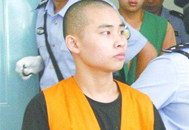我国最小a级通缉犯,13天疯狂杀九人,年龄只有十七岁