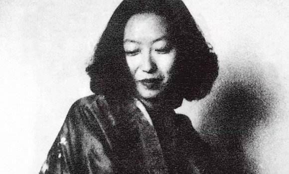 问问她爷爷就知道啦!